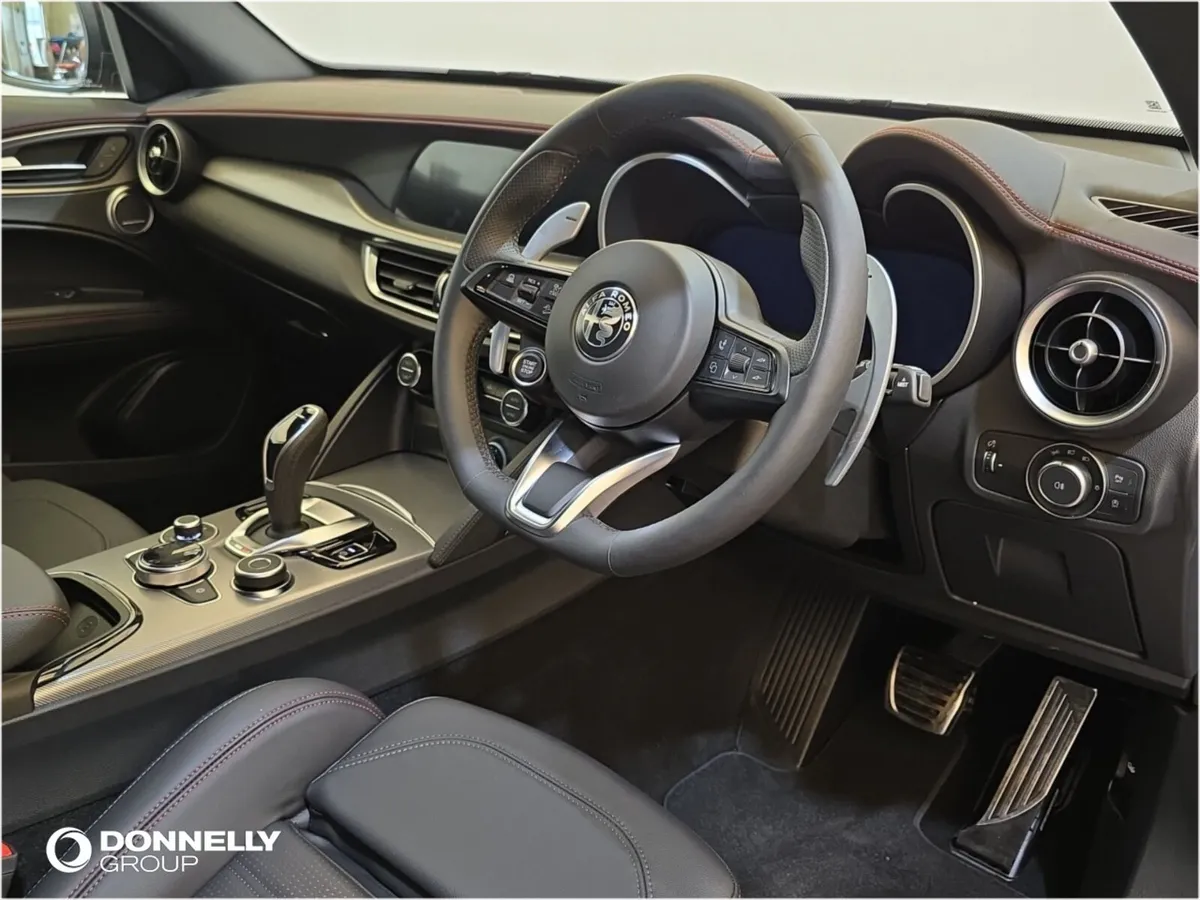 Alfa Romeo Stelvio Stelvio Diesel Estate Tributo I - Image 4