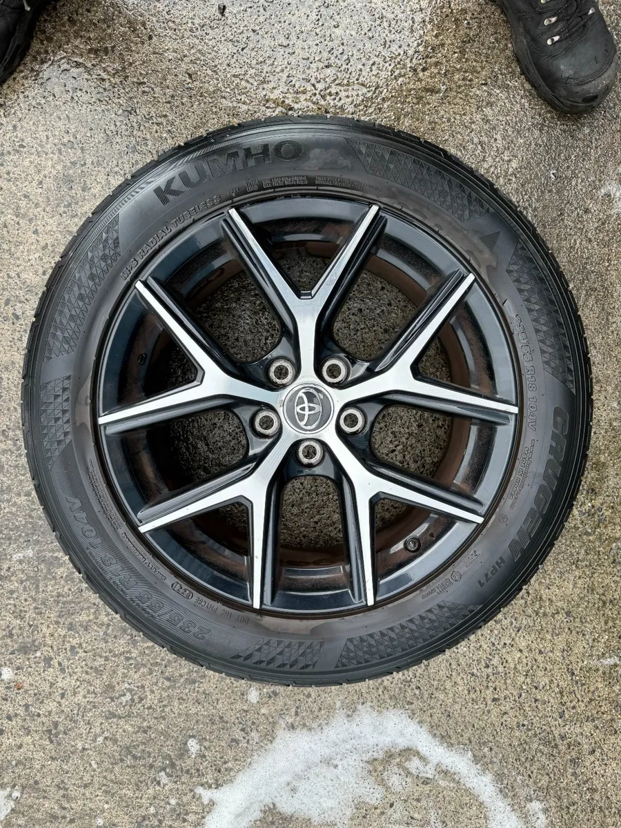 RAV 4 18" ALLOY WHEELS - Image 1