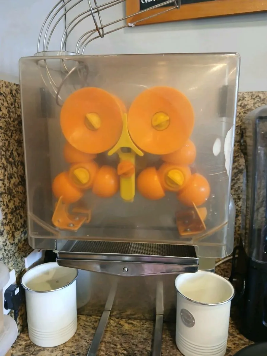 Orange Juice Machine - Image 1