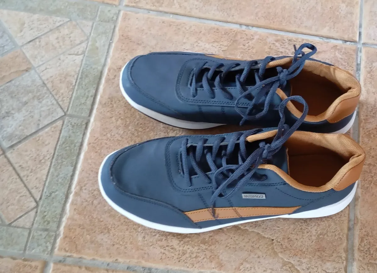 Men trainers (Brand New) - Image 1