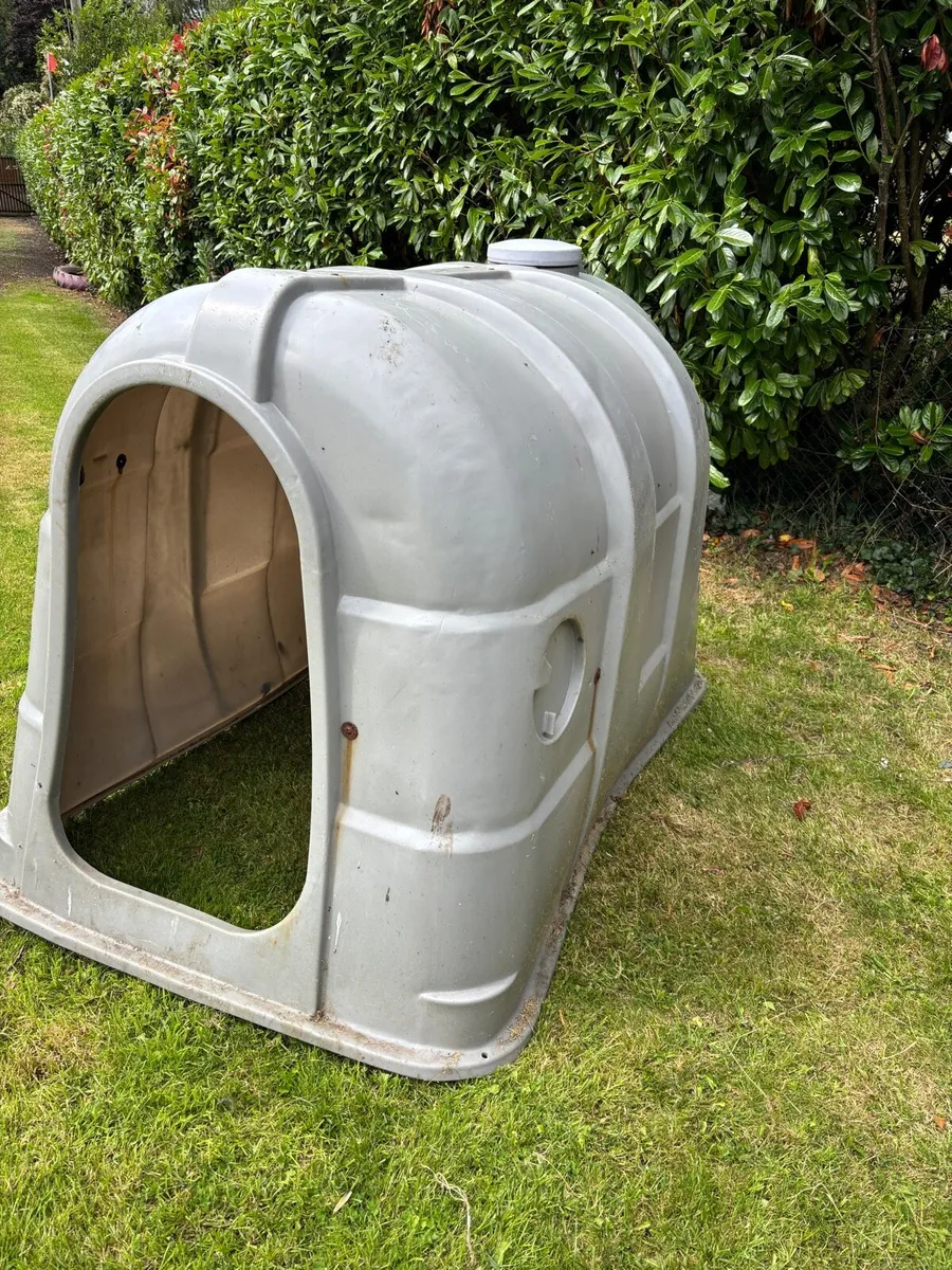 Calf Hutch - Image 1