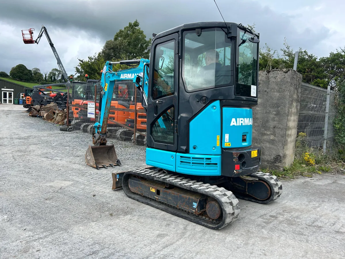 Airman Hitachi zx26U-6 Year 2021 - Image 2