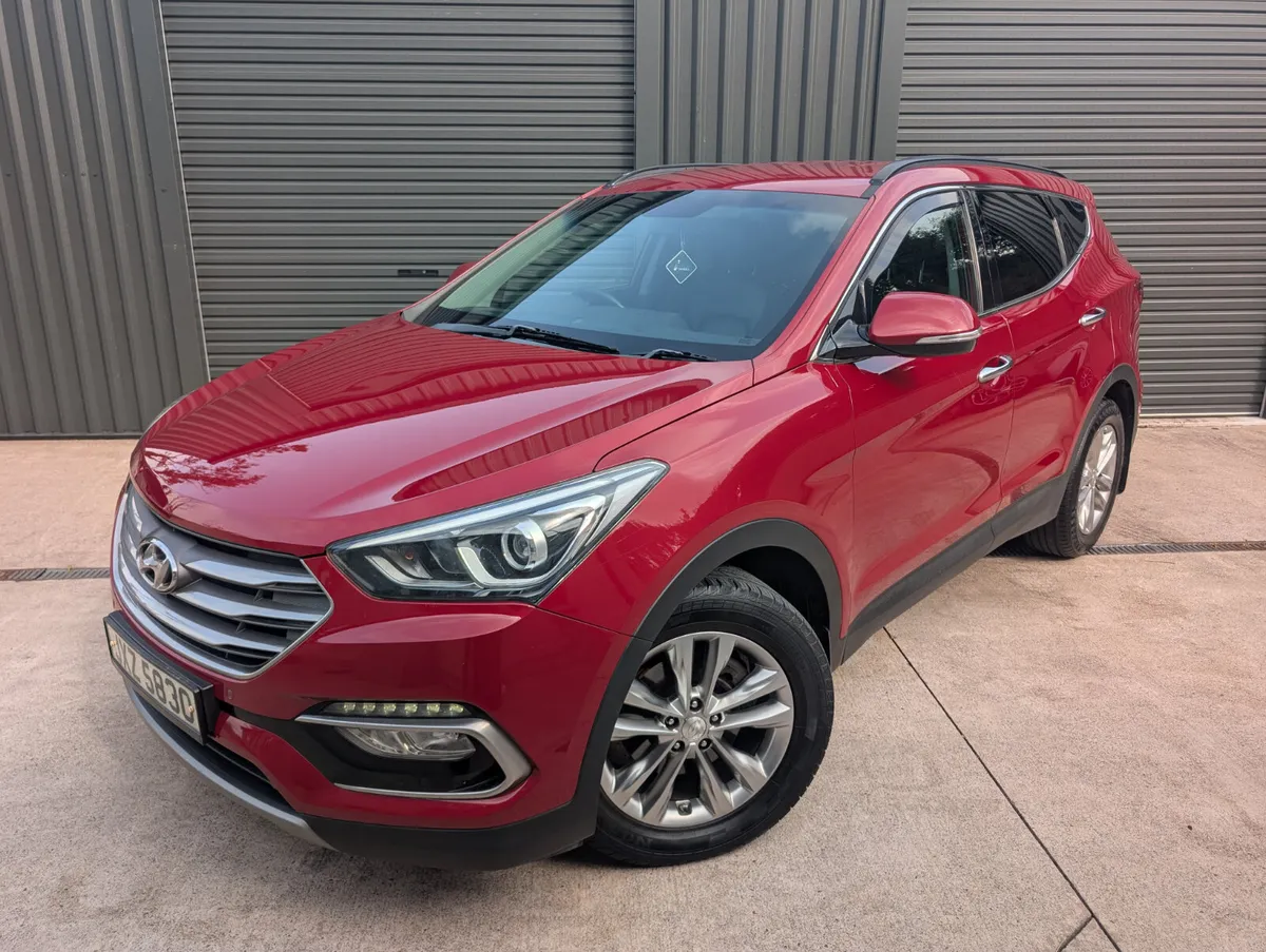2016 Hyundai Santa Fe 2.0CRDI SE PREMIUM 7 SEATS - Image 1