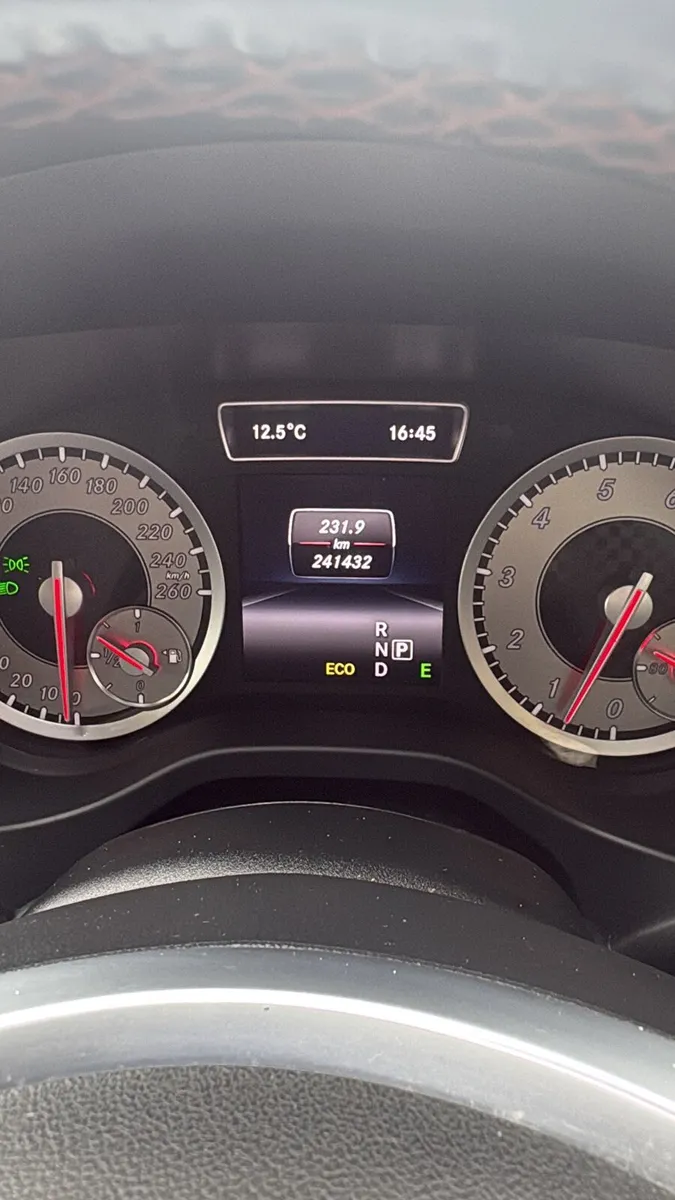 Mercedes Benz AMG style - Image 4