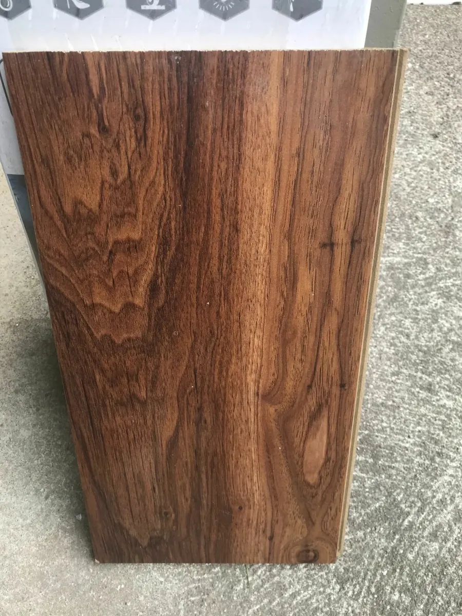 Wood floor - Image 1