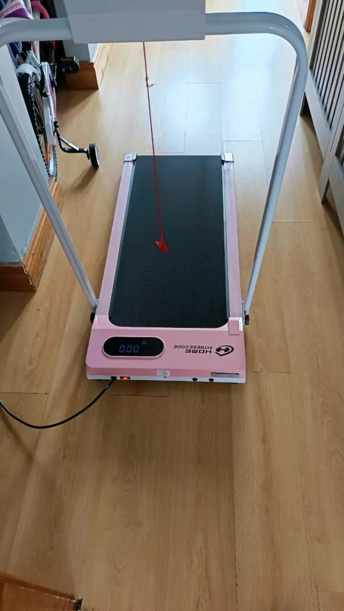 Treadmill - Image 2
