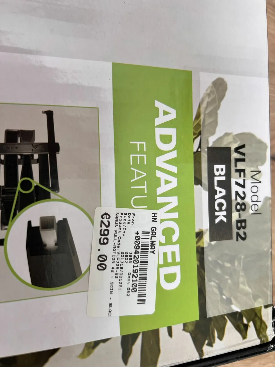 TV Wall Mount 42" - 90" Full Motion - Image 1