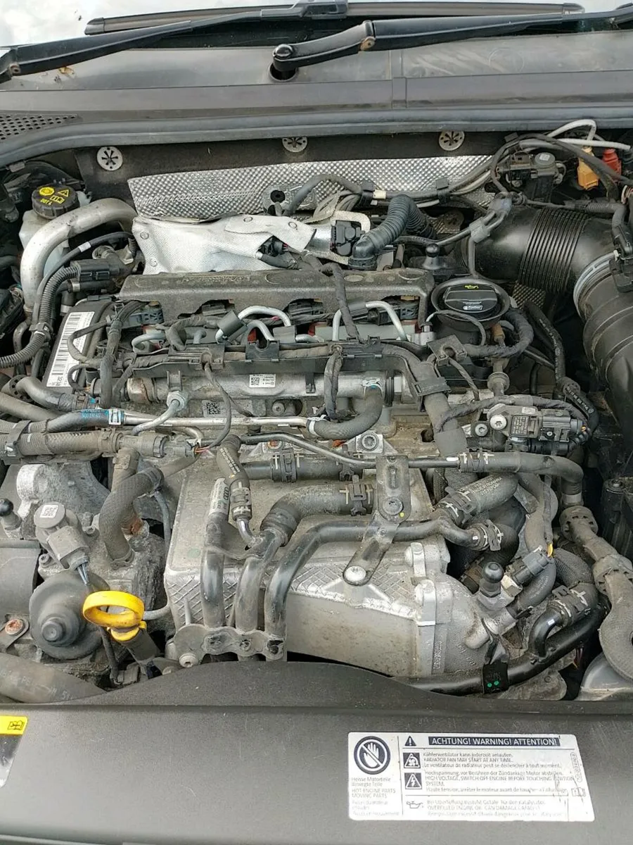 Engine 2.0 TDI 110KW CRL Passat B8 2016 - Image 2