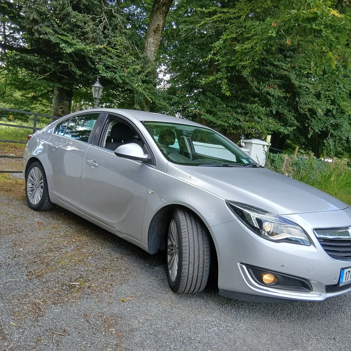 Vauxhall Insignia 2017 - Image 1
