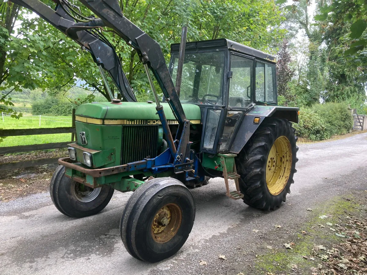 John Deere  3040 - Image 2