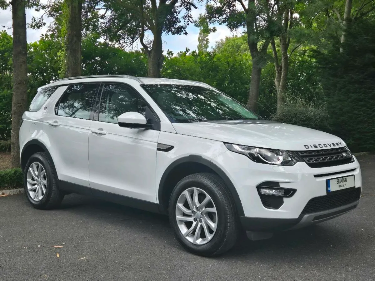 2017 Land Discovery Sport SE Auto 7 Seater - Image 2