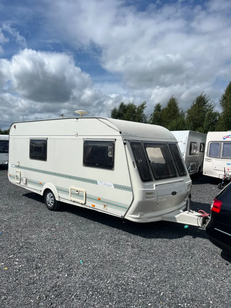 Coachman 4/5 Berth MINT STARTER Caravan - Image 3