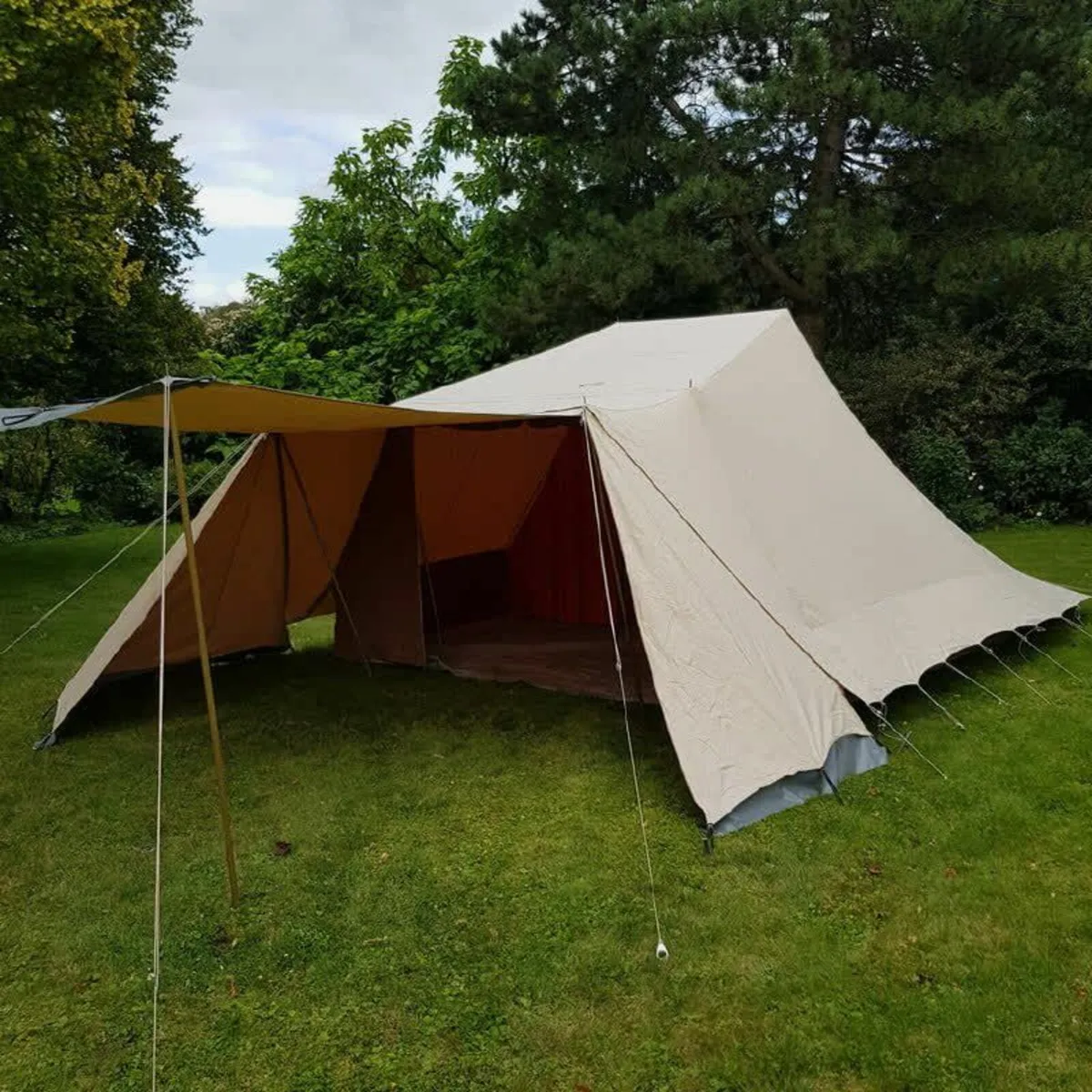 De Waard tent – the “Vergrote Zilvermeeuw” model, - Image 1