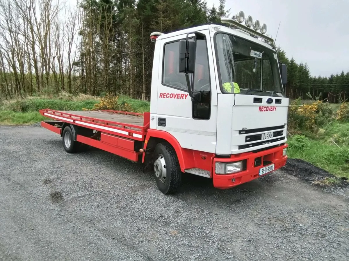 Recovery Truck Iveco - Image 3