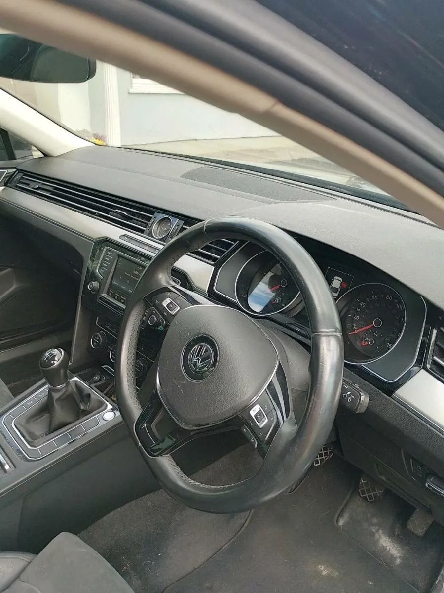 Dashboard + airbag kit Passat B8 2016 - Image 2