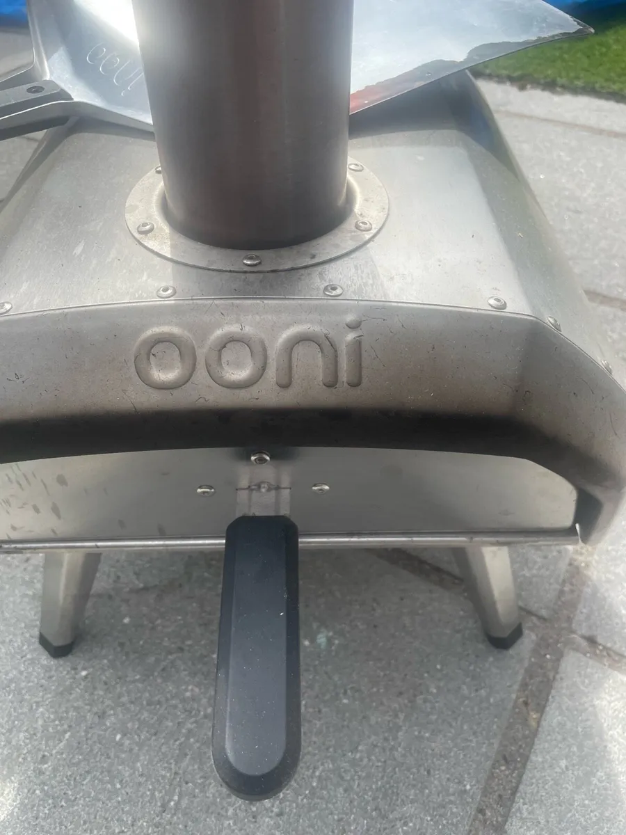Ooni pizza oven - Image 1