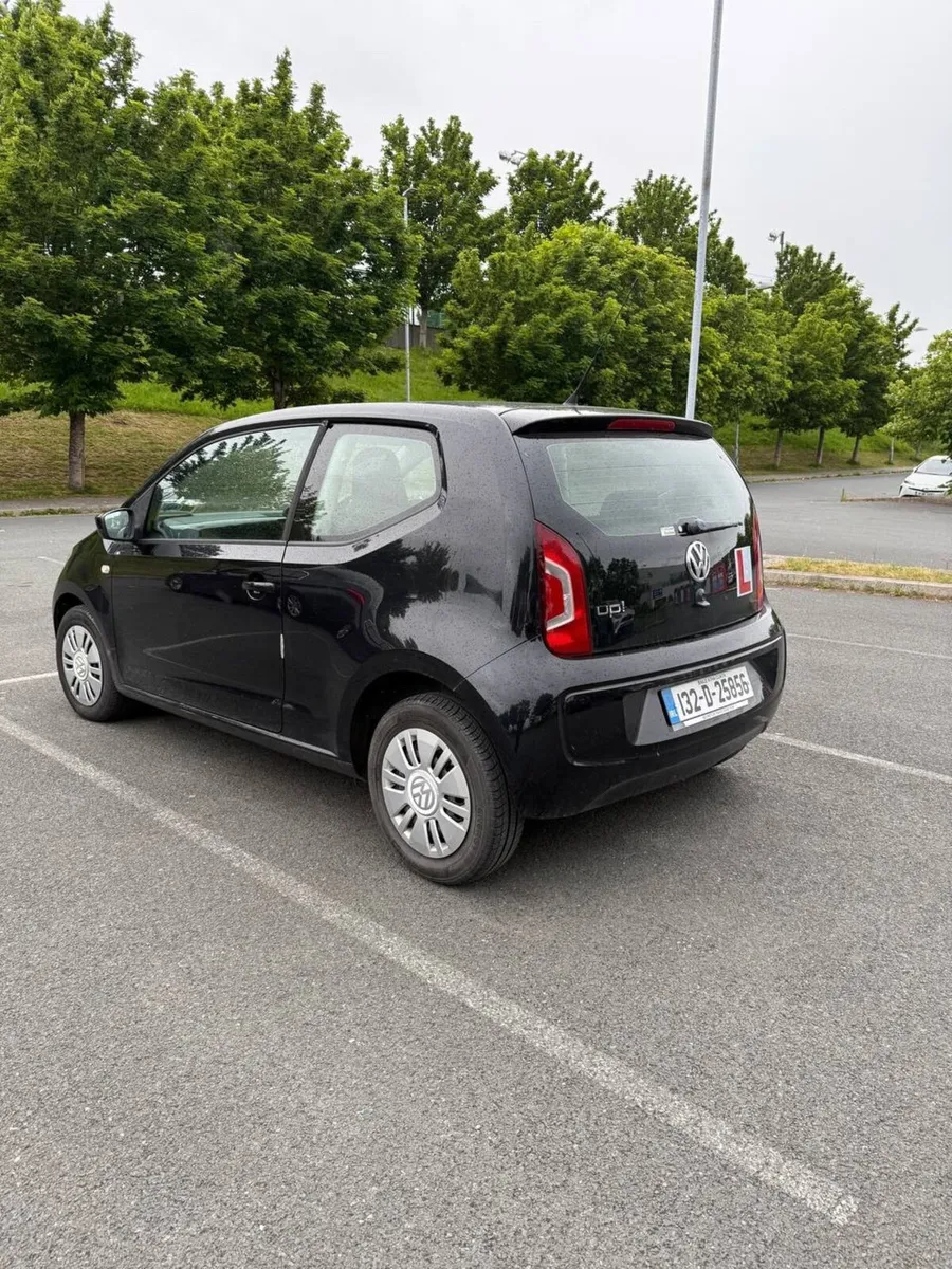 Volkswagen up! 2013 - Image 4