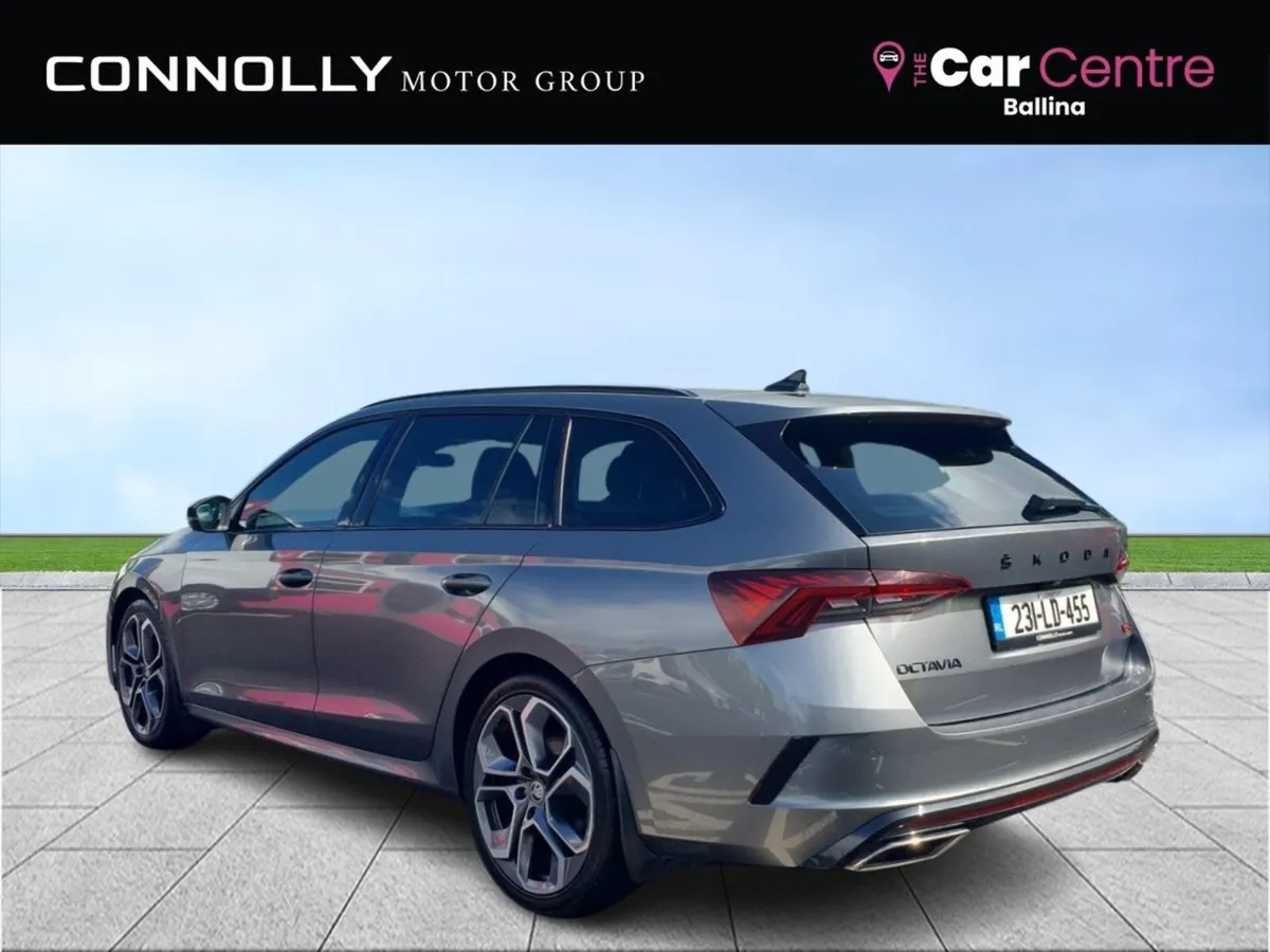 Skoda Octavia Octavia Combi RS 2.0tdi 200BHP DSG - Image 3