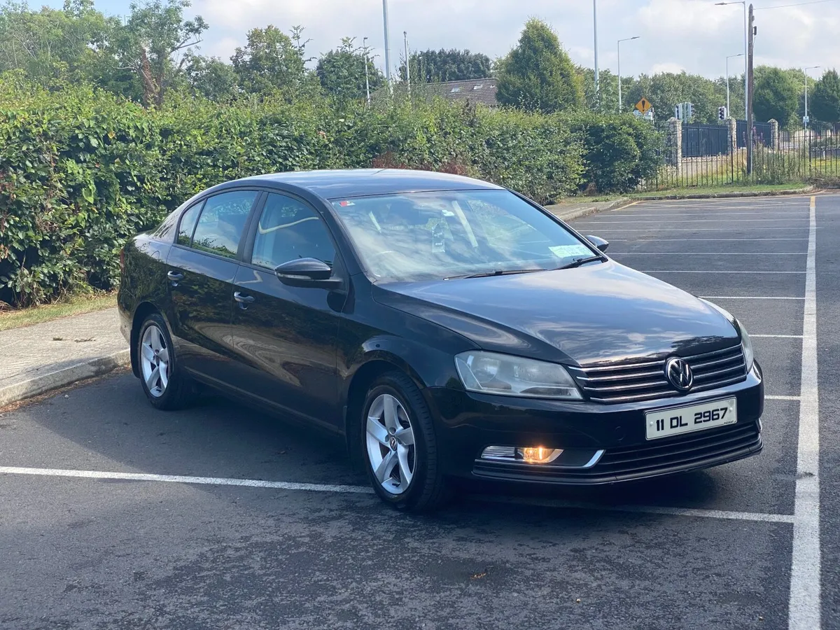 Volkswagen Passat 2011 - Image 1