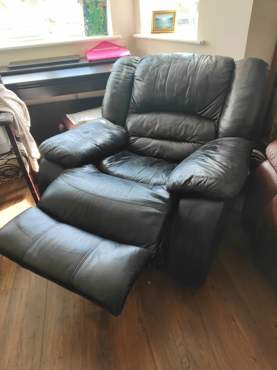 Armchair - Image 3