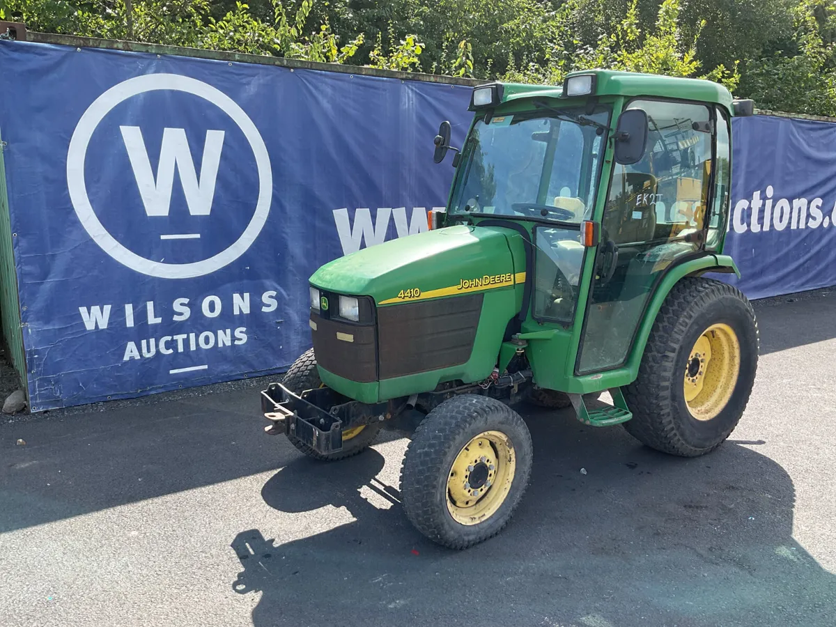 John Deere 4410 4 Wd Tractor For Auction - Image 1