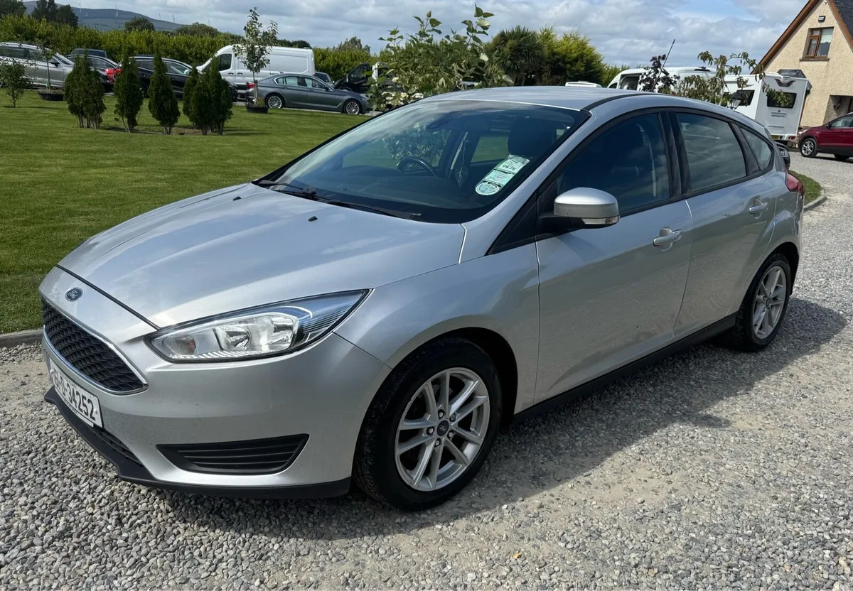 Ford Focus - Image 2