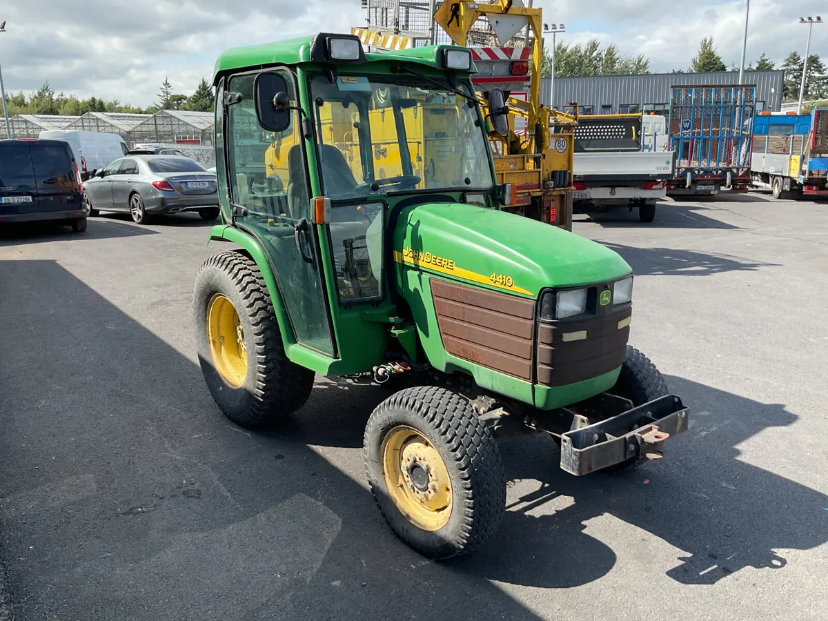 John Deere 4410 4 Wd Tractor For Auction - Image 2