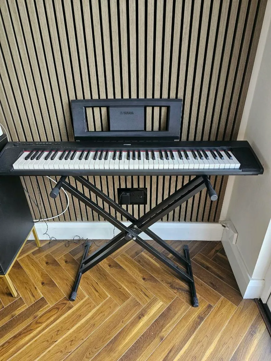 Yamaha Piaggero NP-32 Digital Piano - Image 1