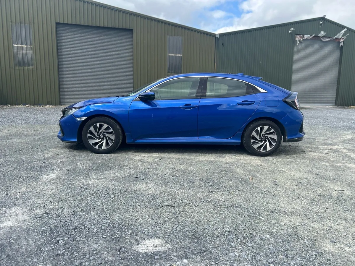 2018 Honda civic 1L turbo Petrol - Image 4