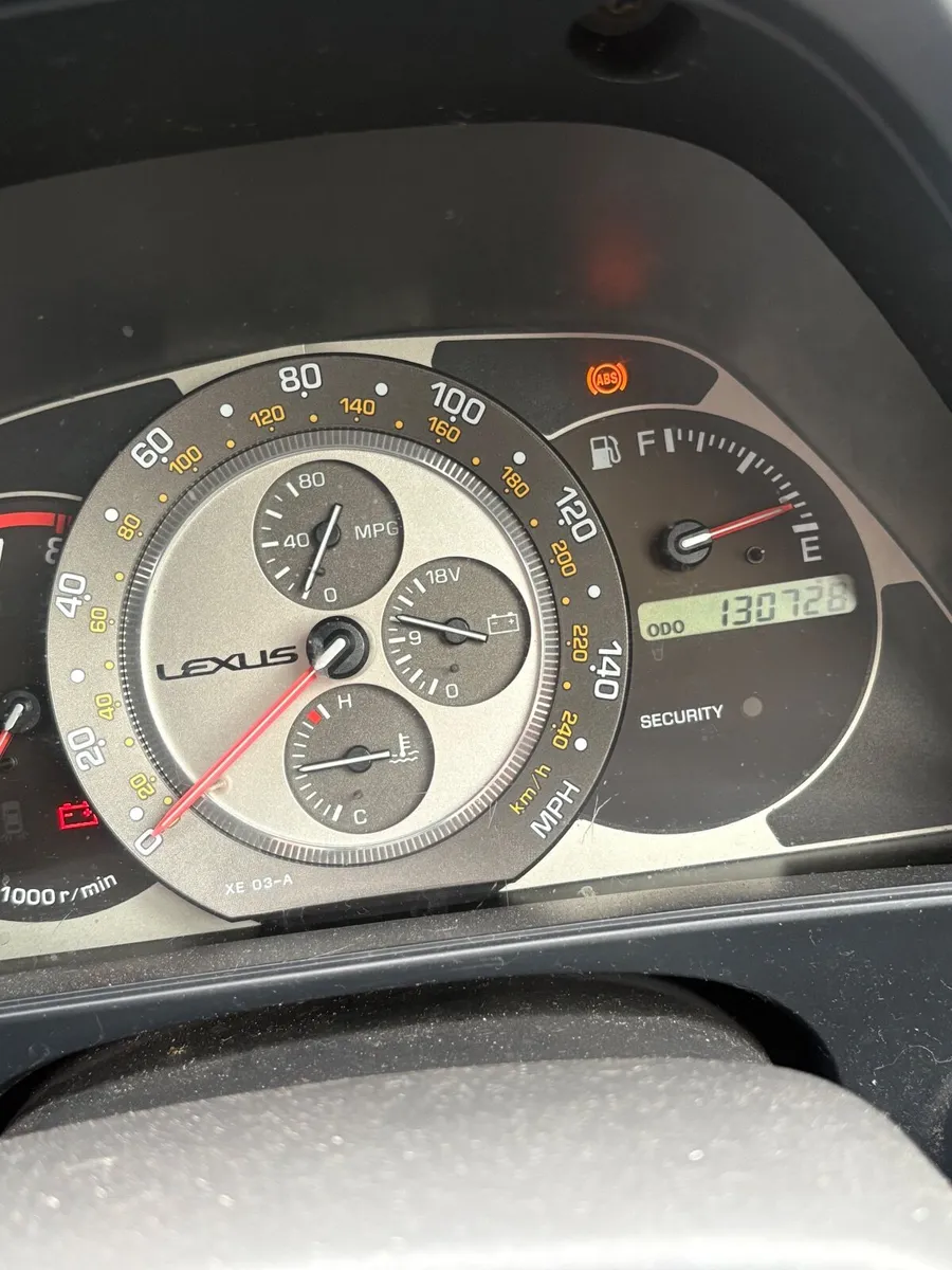 Lexus IS 2004 - Image 3