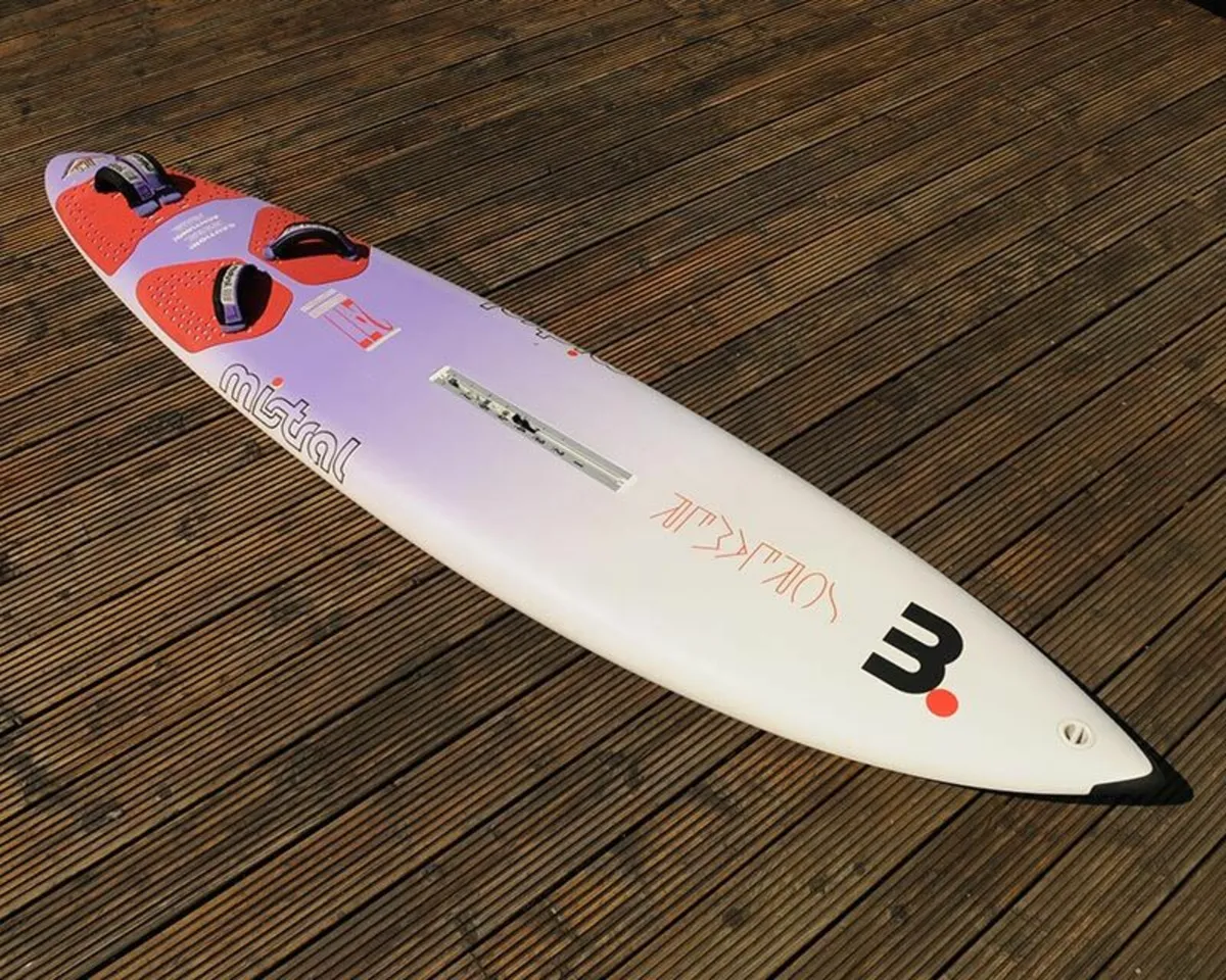 Mistral Screamer Windsurf Board - Image 1