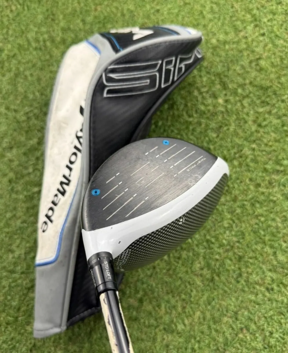 TAYLORMADE SIM MAX-D DRIVER / 9° / STIFF - Image 4