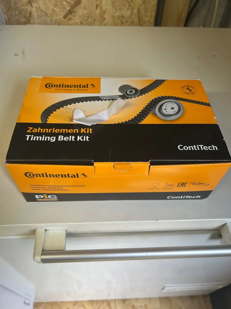 Timing belt - Image 1
