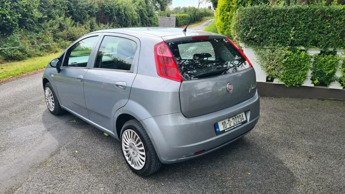 2010 fiat punto 1.2 petrol - Image 3