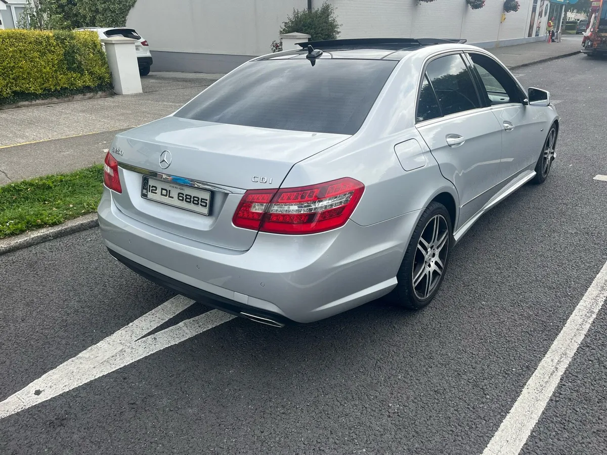 12 Merc e250cdi avant-garde Amg spec - Image 4
