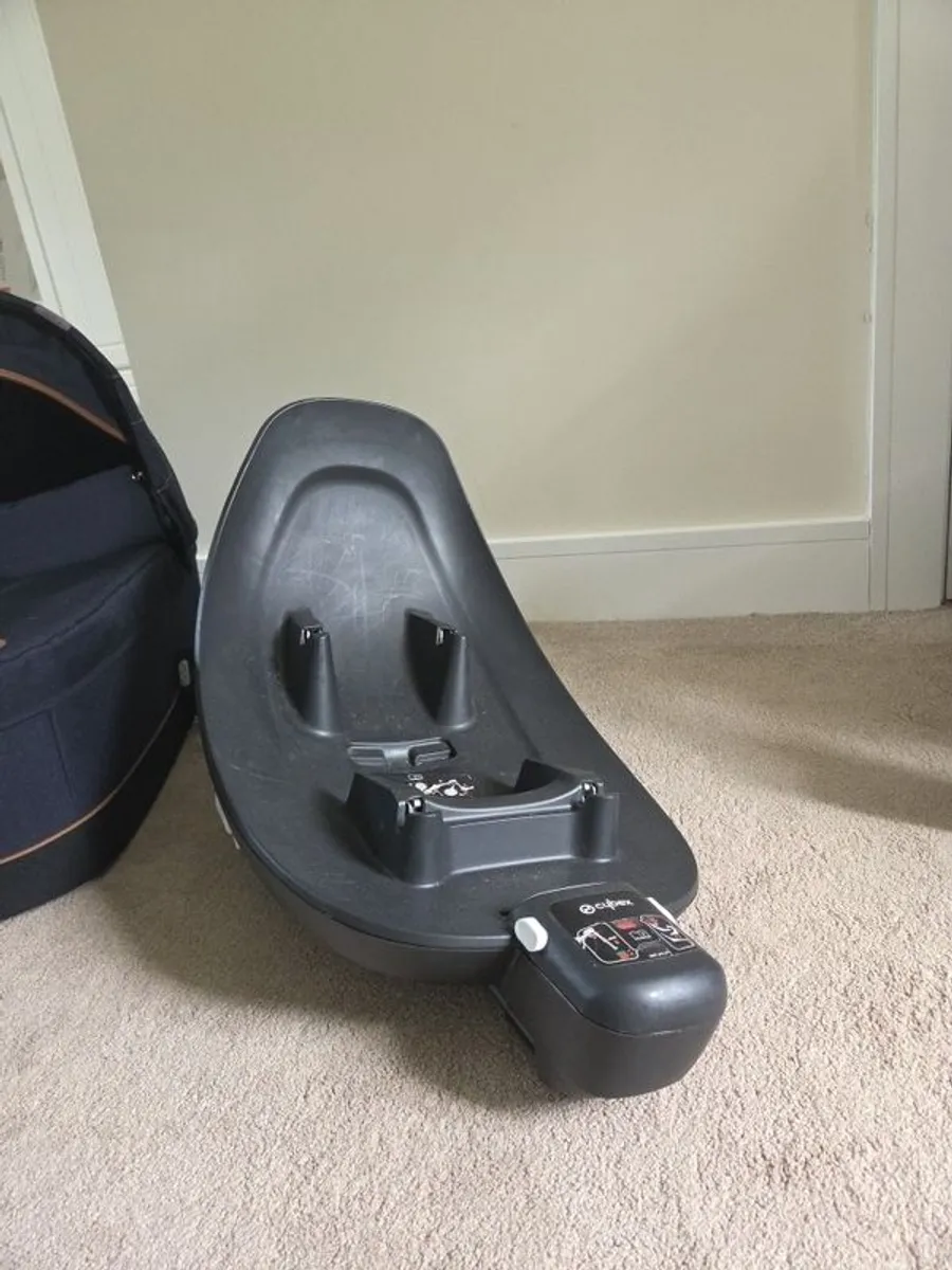 Cybex Travel System - Image 4