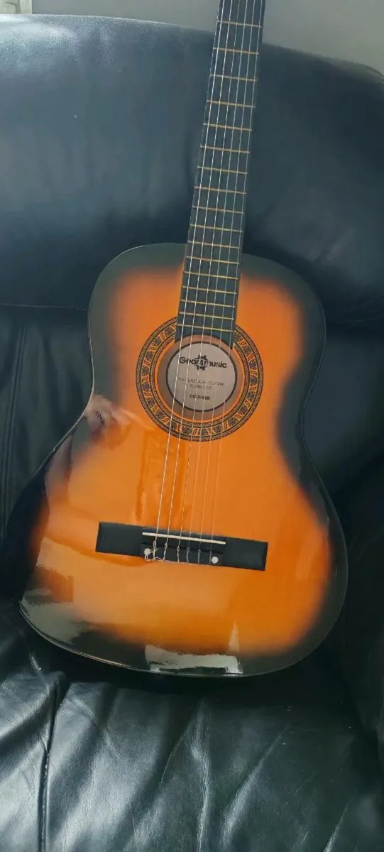 guitar - Image 3