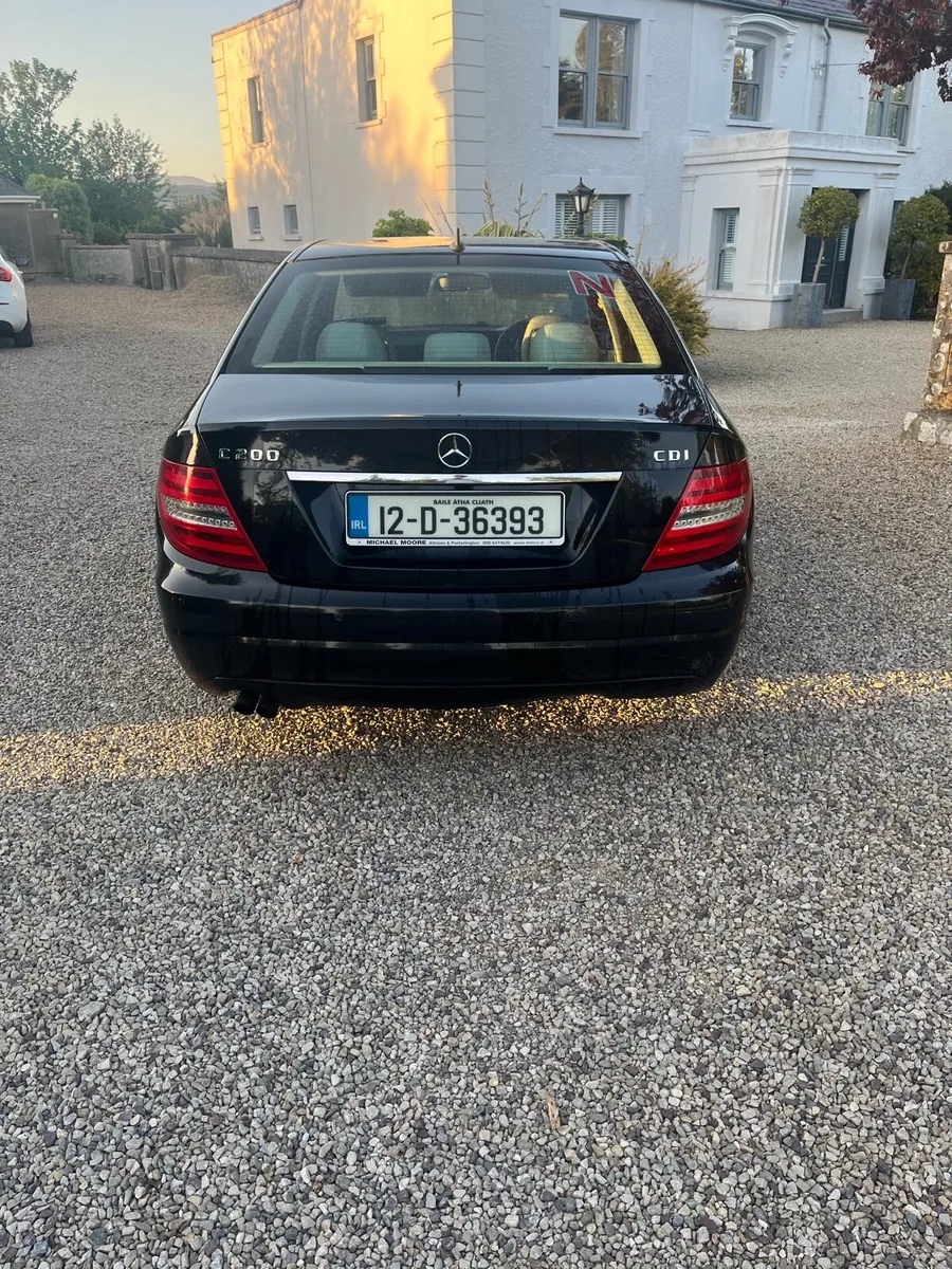 Mercedes C200 - Image 3