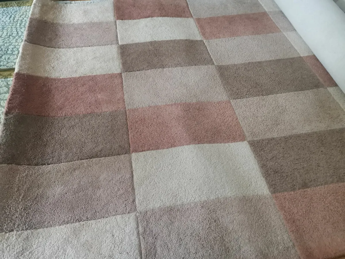 RUG - Image 4