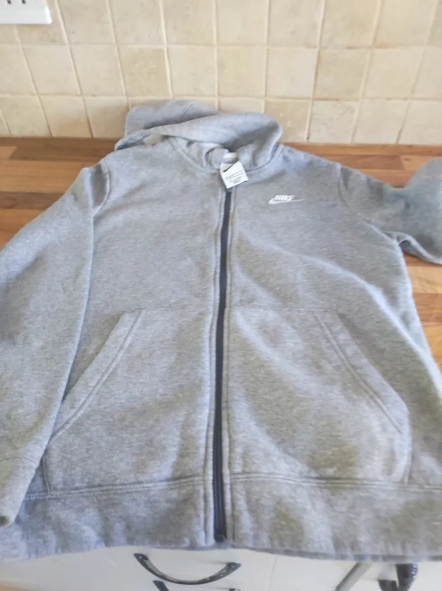 Boy's tracksuits - Image 3