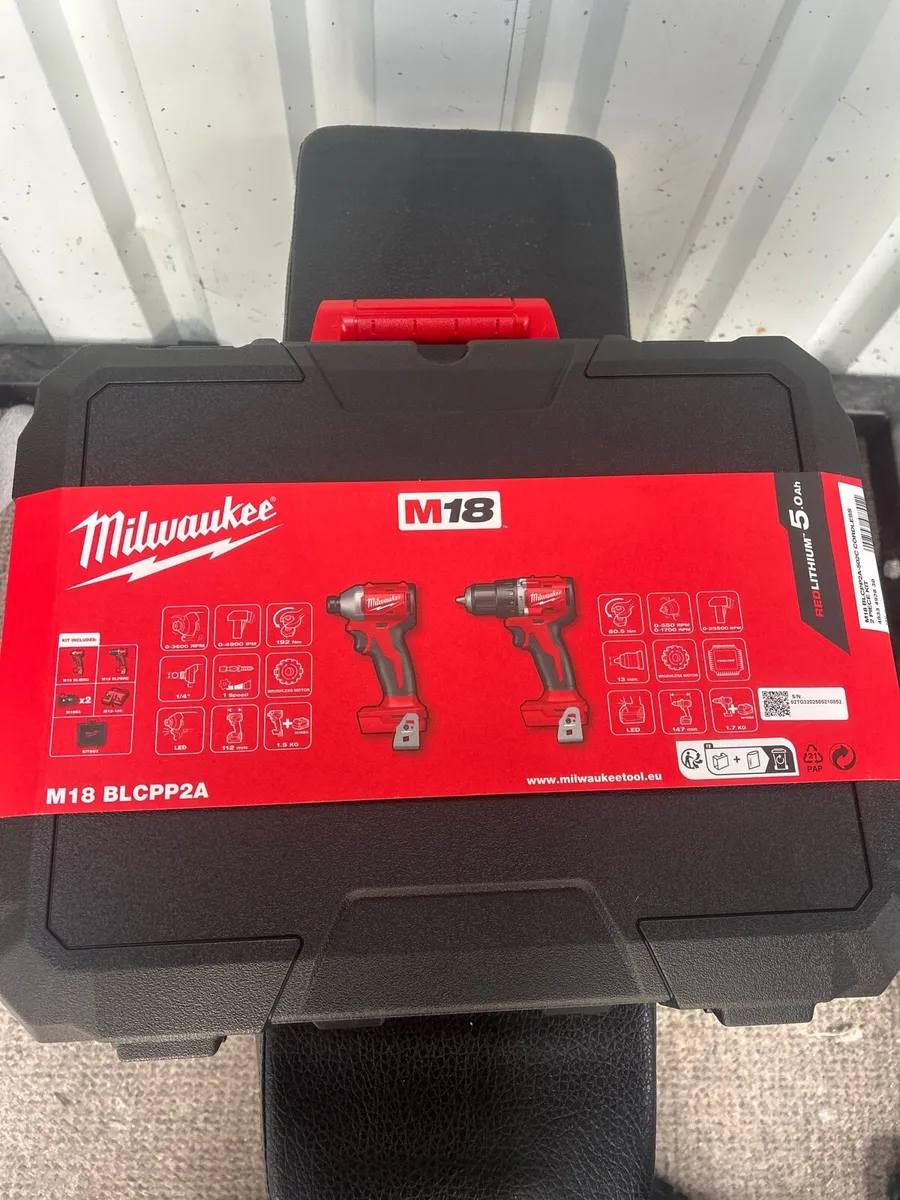 Milwaukee drill set - Image 2