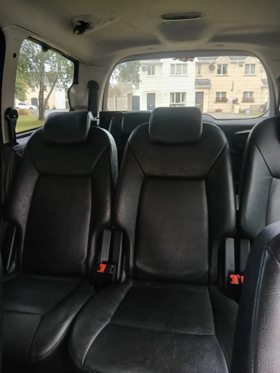 Ford Galaxy 2012 - Image 3