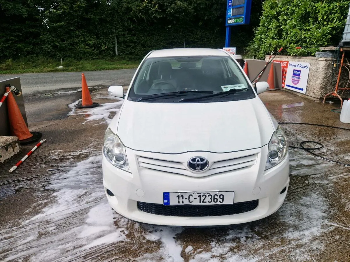 Toyota Auris Van New DOE.. - Image 2