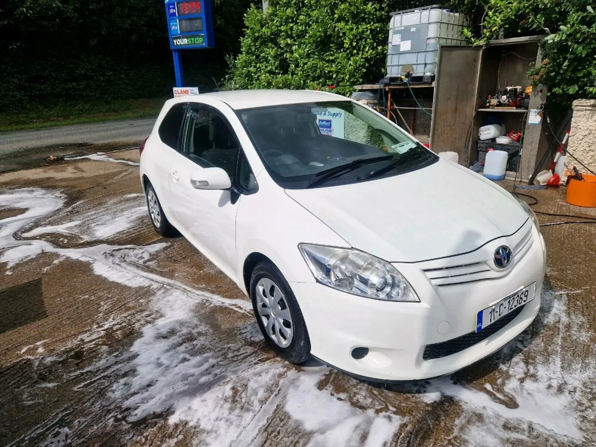 Toyota Auris Van New DOE.. - Image 1