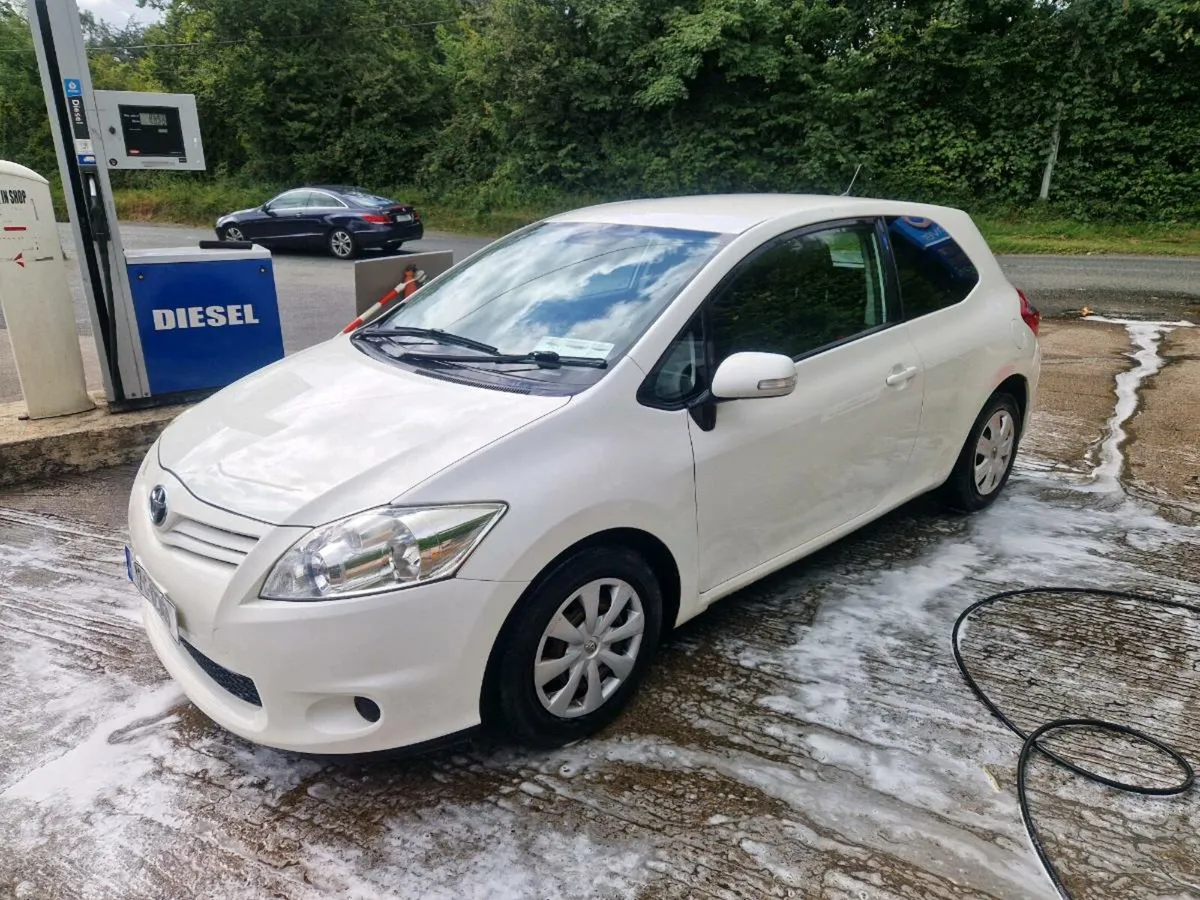 Toyota Auris Van New DOE.. - Image 3