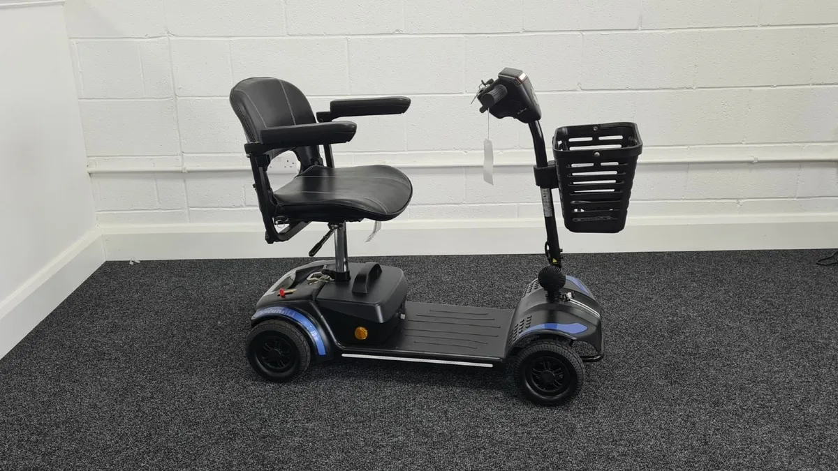 Rascal VelumiLi Mobility Scooter - Image 2