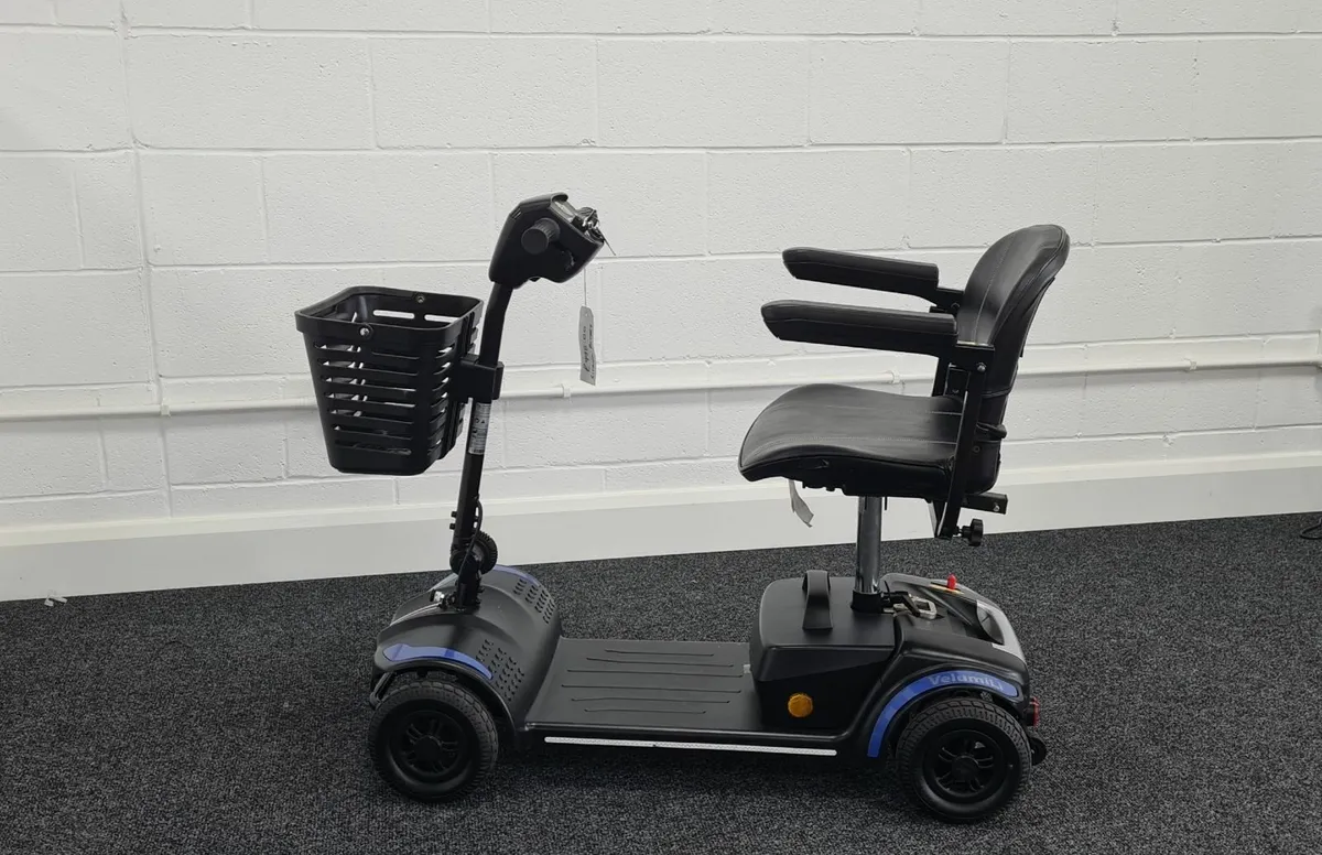 Rascal VelumiLi Mobility Scooter - Image 3