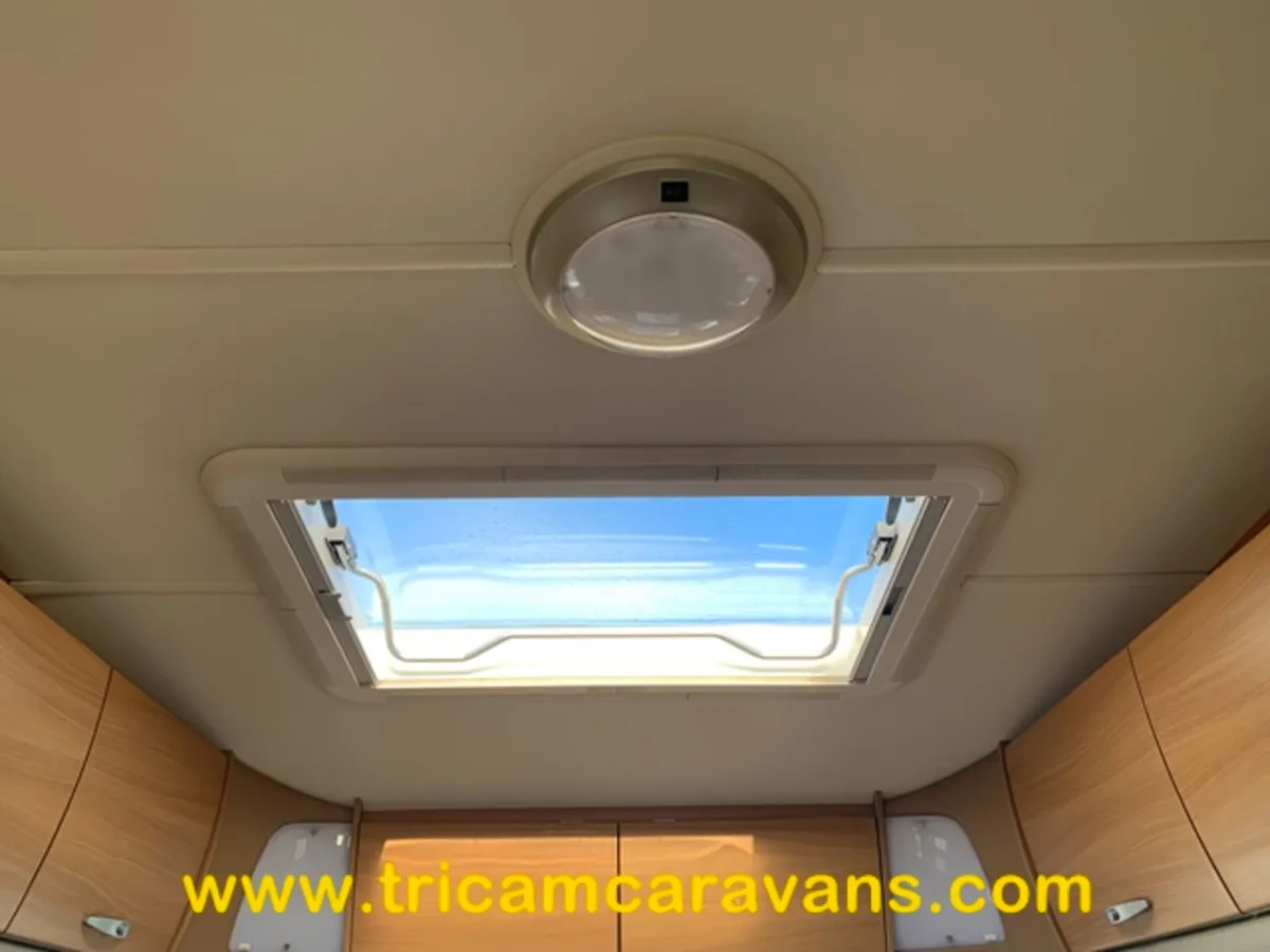 2011 Swift Charisma 560/4 - Image 3