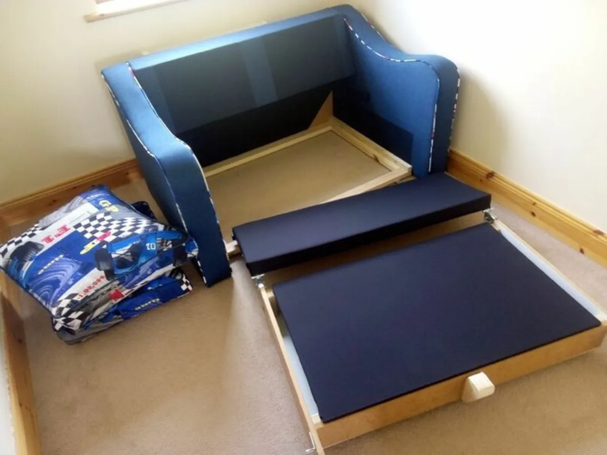 Kids Formula 1 Folding sofa Bed - Image 3