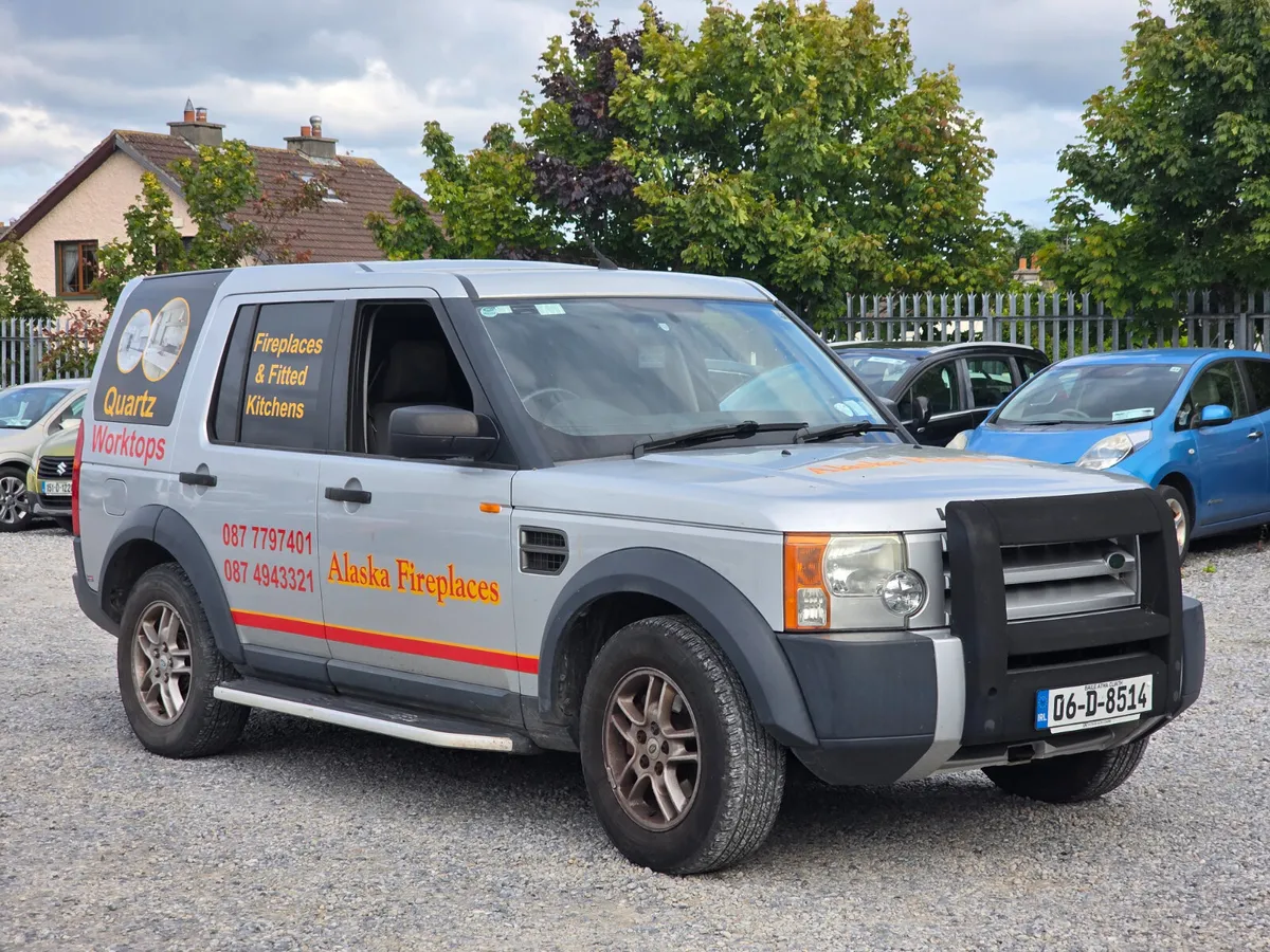 Land Rover Discovery 2006 - Image 1